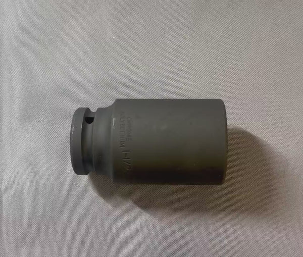 High strength chrome molybdenum Budd socket for automotive and industrial repair use